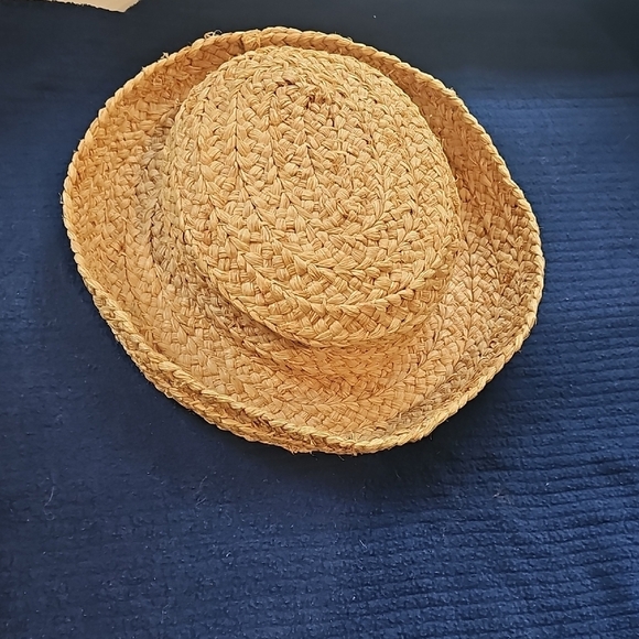 Stylish Straw Braided Hat Natural Tan One Size Fits Most - Picture 1 of 7